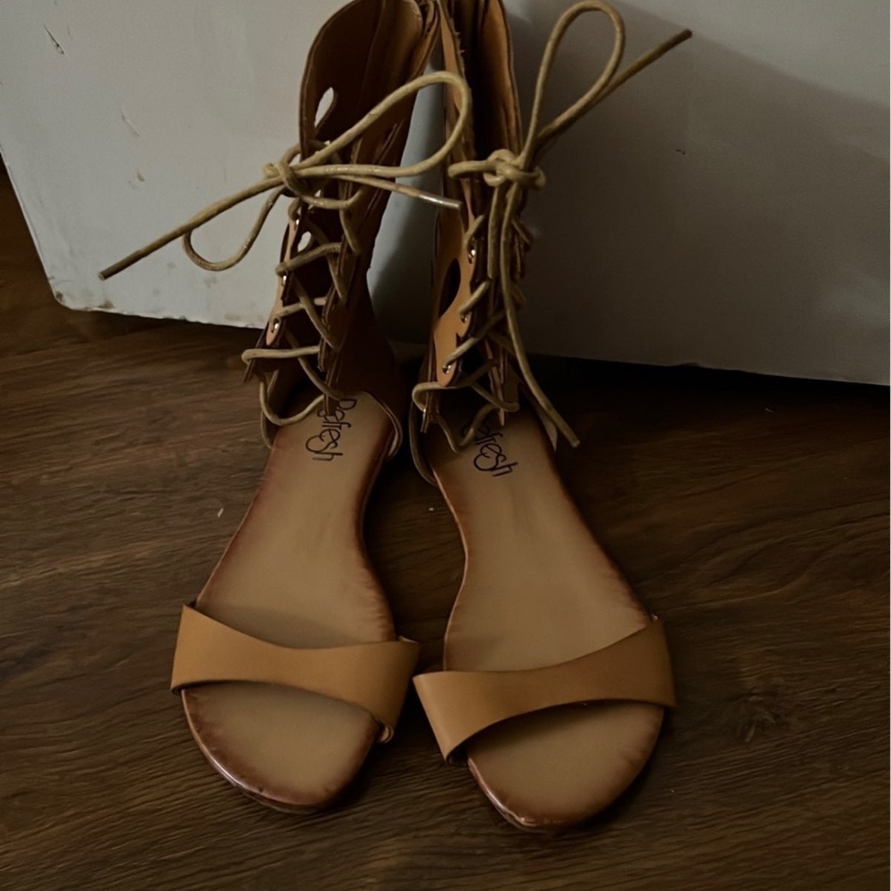 Gladiator sandals size 6